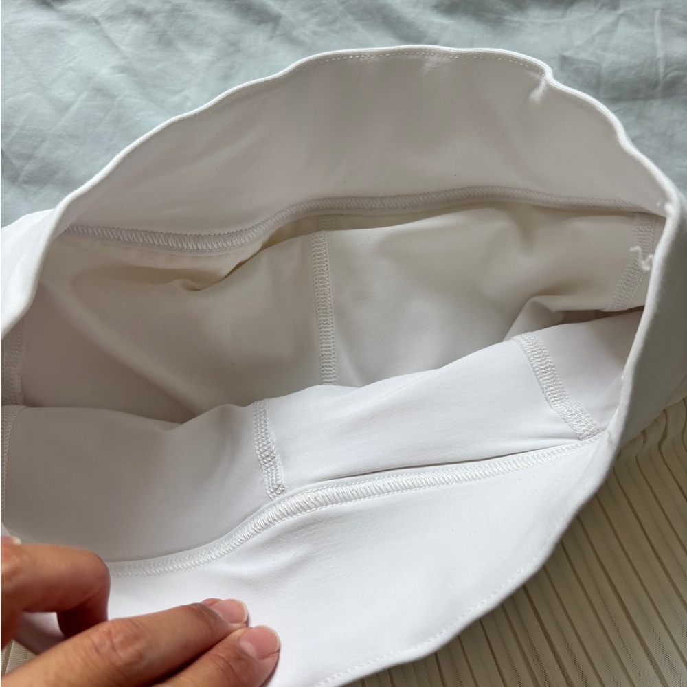 LULULEMON Tiered Pleats HR Tennis Skirt WHITE,
2 Chic White Layered Mini Skirt - Picture 6 of 8